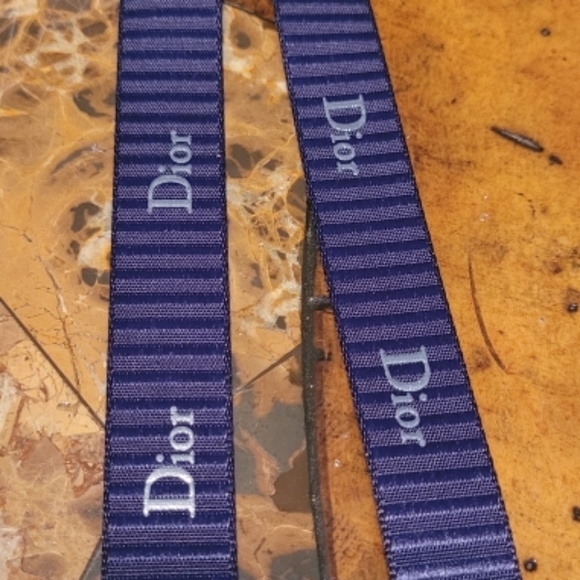 Dior Blue Ribbon - Picture 4 of 4